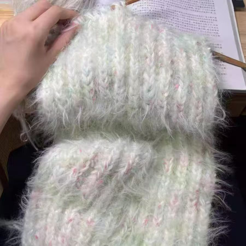 Rankdarbiams mezgimui siūlai: mišri, worsted-spun, siūlų forma