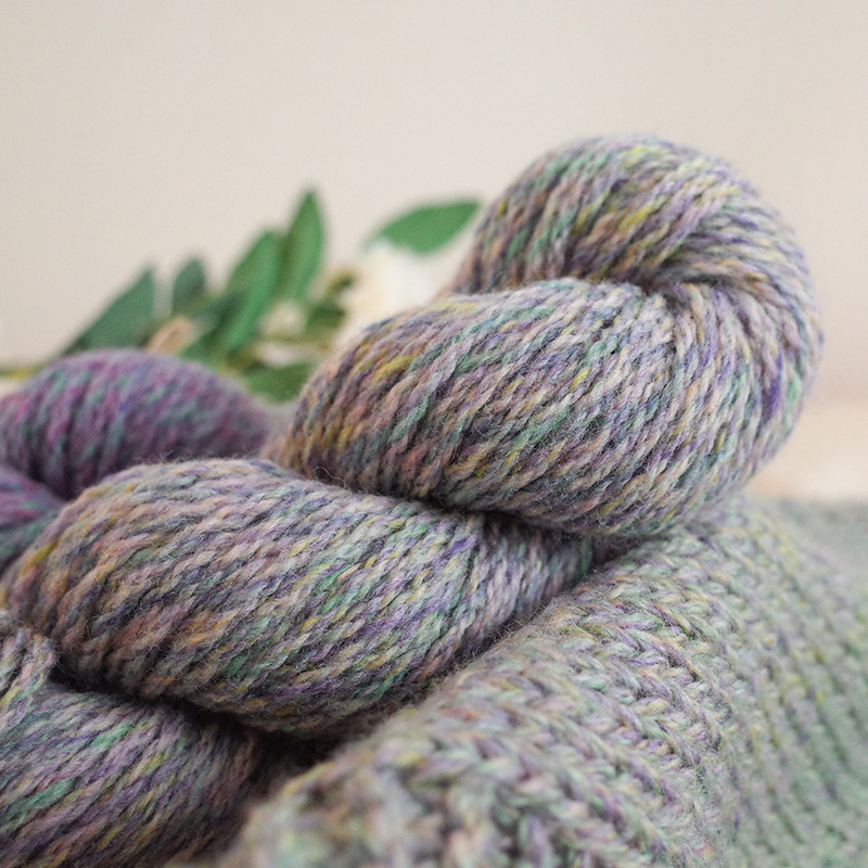 100% vilna, Hank siūlai, 2 gijos, žemas sukimasis, Woolen spun rankoms megzti