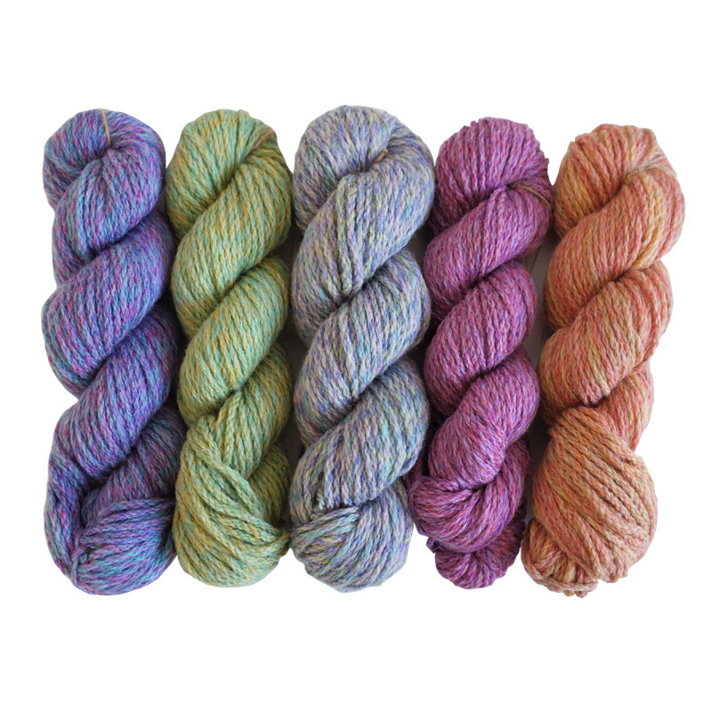 100% vilna, Hank siūlai, 2 gijos, žemas sukimasis, Woolen spun rankoms megzti