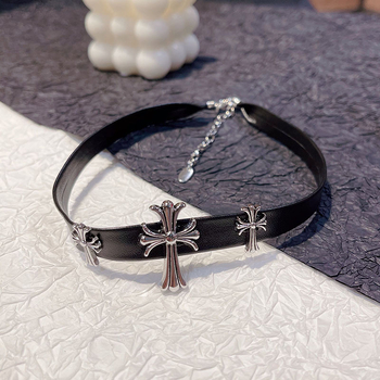 Odinis kaklo papuošalas su kryžiumi, tamsus pank stilius, moterų U formos chokers iš Brocade