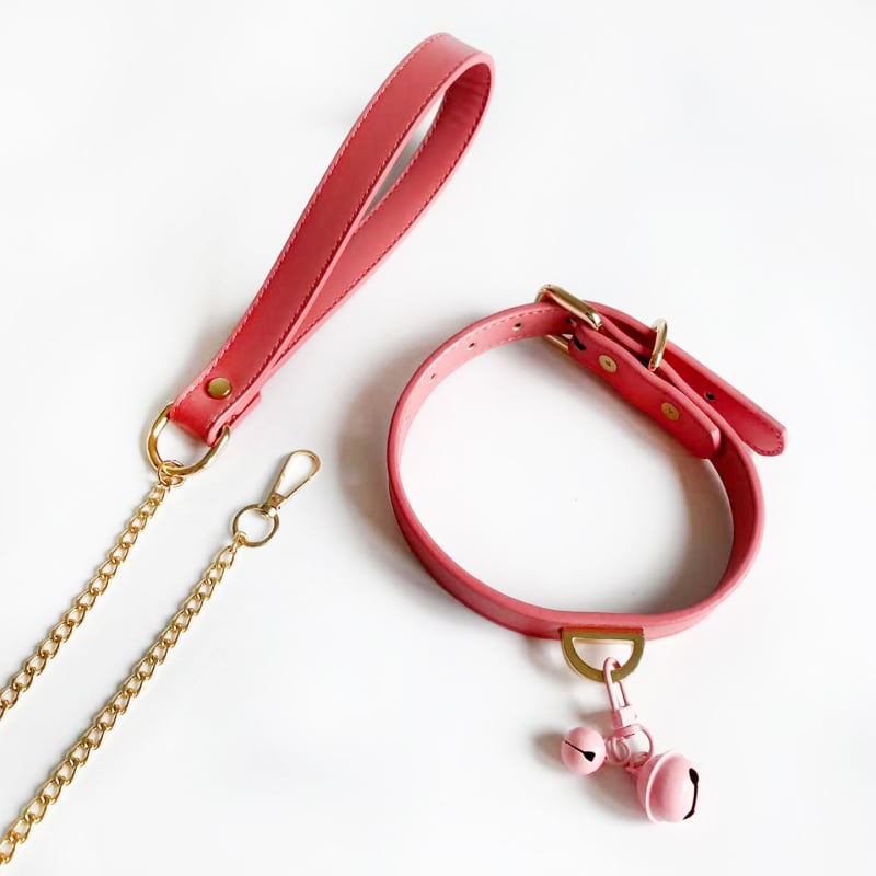 Ovratnik od legure s retro stilom, bočna lanac i metalni privjesak — Model PJ0540 — Unisex