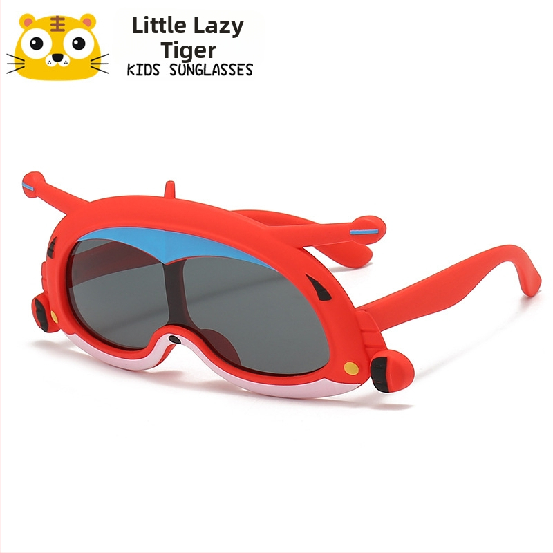 Gyerekek polárizált napszemüvege – UV400, TAC lencsék, teljes keret, speciálisan formájú tükrös lencsék