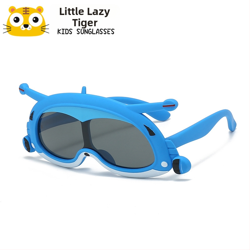 Gyerekek polárizált napszemüvege – UV400, TAC lencsék, teljes keret, speciálisan formájú tükrös lencsék