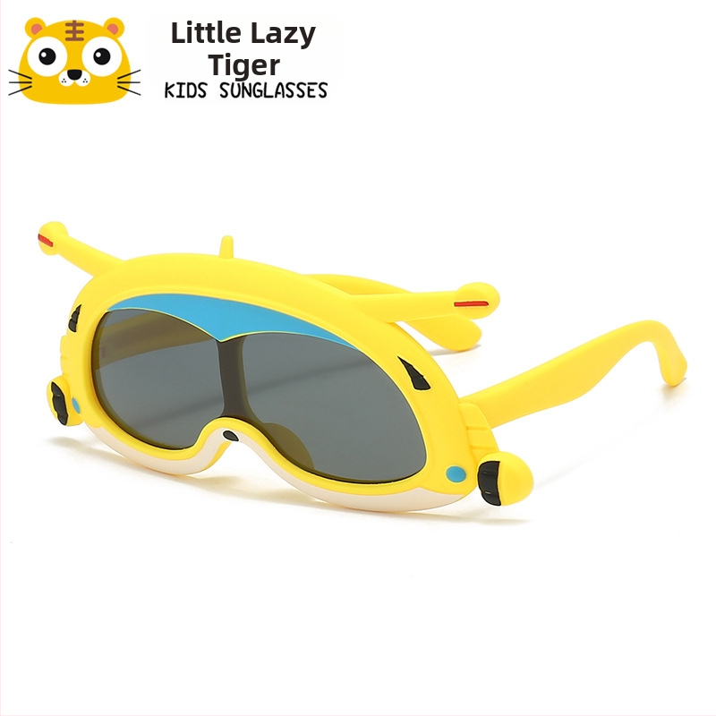 Gyerekek polárizált napszemüvege – UV400, TAC lencsék, teljes keret, speciálisan formájú tükrös lencsék