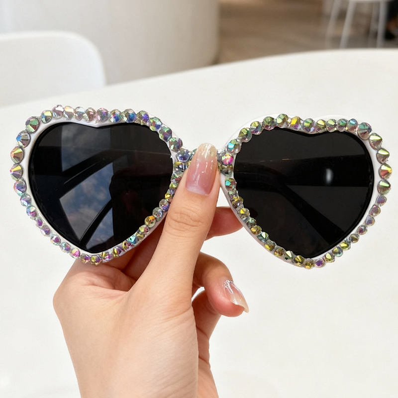 Forest Fox saulesbrilles ar sirds gaismas efektu, pilns rāmis, universālas, PC materiāls, 2025 Ziemas sezona