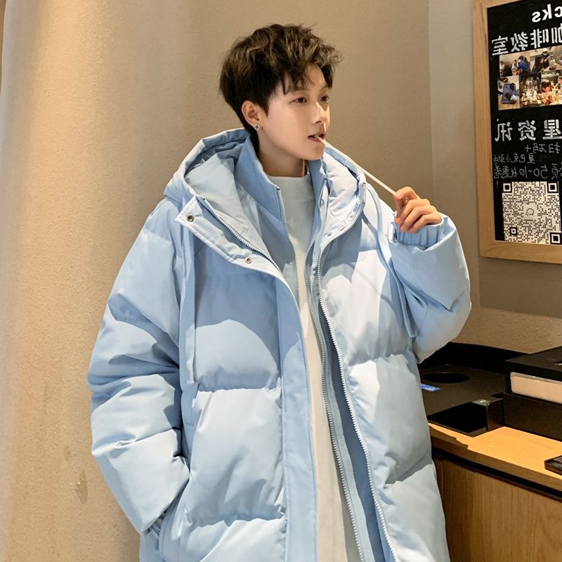 Puuvillast täidisega paksem jakk, talje lõikega, tõmblukk, kapuutsita, kaeluseta