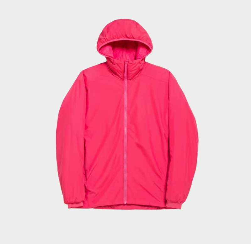 Unisex talvejakk täidetud siidi-puuvillaga välisriietuseks ja matkamiseks, kapuutsiga, vaba lõige, väliskangas polüester, vooder nylon, täidis siidi-puuvill, külje taskud