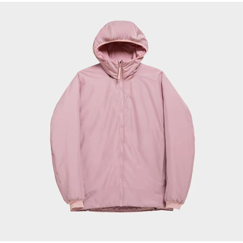 Unisex talvejakk täidetud siidi-puuvillaga välisriietuseks ja matkamiseks, kapuutsiga, vaba lõige, väliskangas polüester, vooder nylon, täidis siidi-puuvill, külje taskud