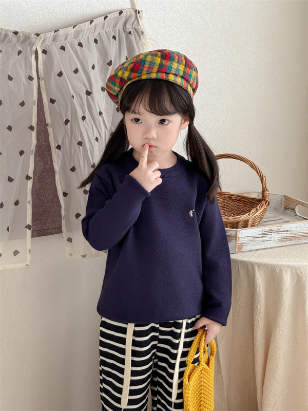 Bērnu džemperis ar izšūtu kara zirga motīvu, universāls, adīts, mīksts materiāls, rudens-zima