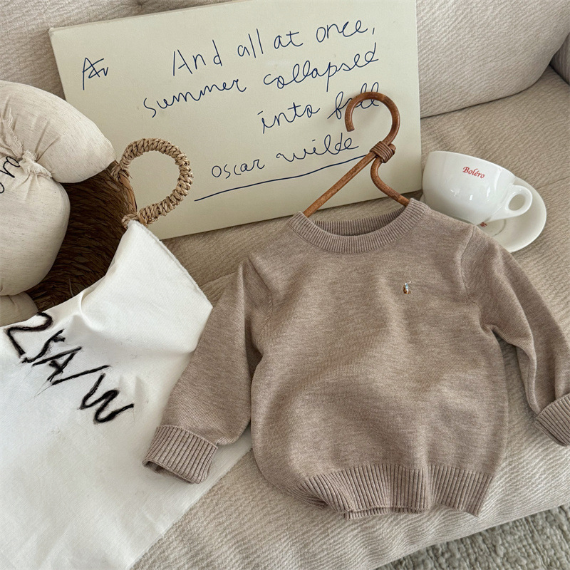 Bērnu džemperis ar izšūtu kara zirga motīvu, universāls, adīts, mīksts materiāls, rudens-zima