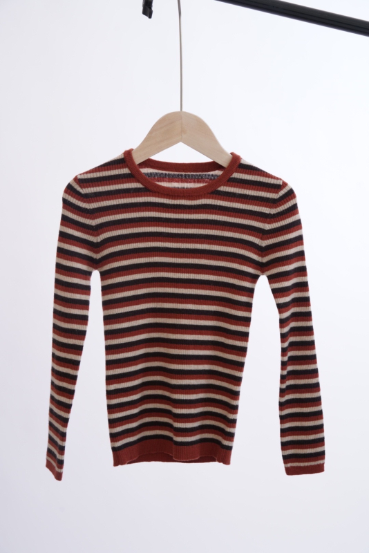 Unisex adīts virsjakas no merino vilnas, 100% vilna, enzīmu mīkstināšana maiguma dēļ, piemērots 1–3 gadiem, ziemas, pavasara un rudens sezonām, vienkrāsains raksts