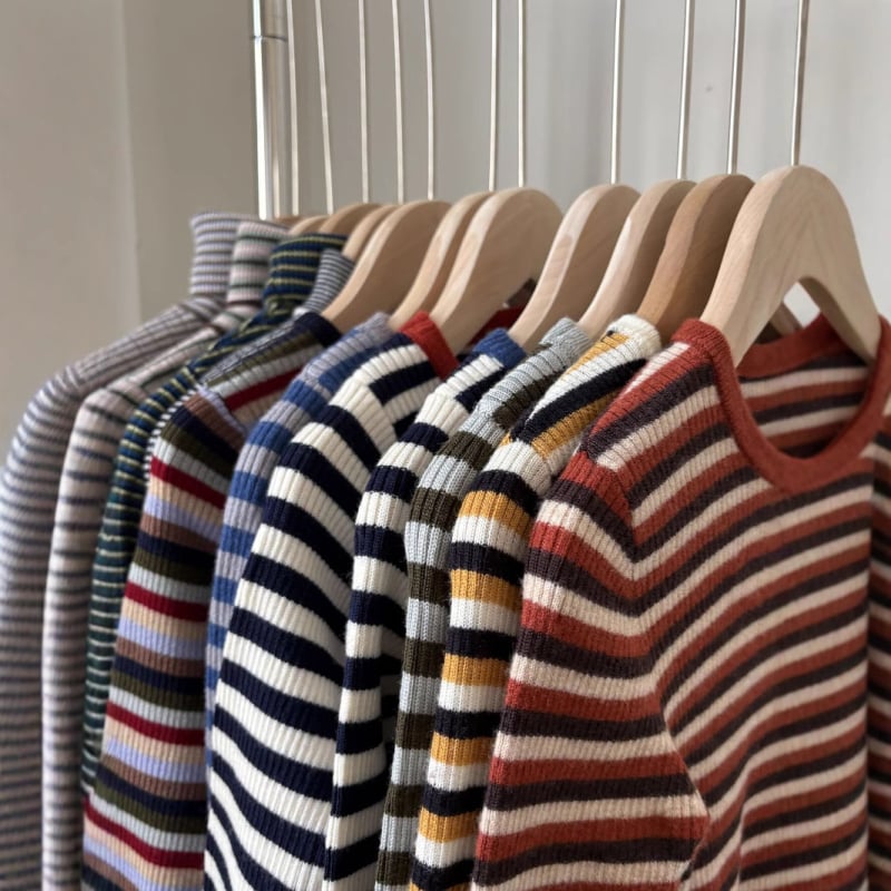 Unisex adīts virsjakas no merino vilnas, 100% vilna, enzīmu mīkstināšana maiguma dēļ, piemērots 1–3 gadiem, ziemas, pavasara un rudens sezonām, vienkrāsains raksts