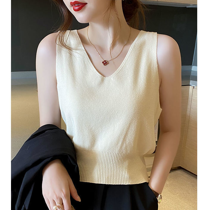 Sieviešu bez piedurknēm tops ar V izgriezumu, no ledus zīda auduma, viskoze 70–80%, augsta elastība, īss garums, taisns griezums