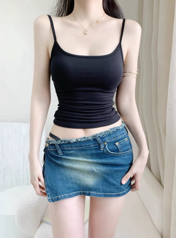 Ilgs pieguļošs top ar krūšu spilventiņu, sling stila siksnas, 70–80% kokvilna ar elastānu