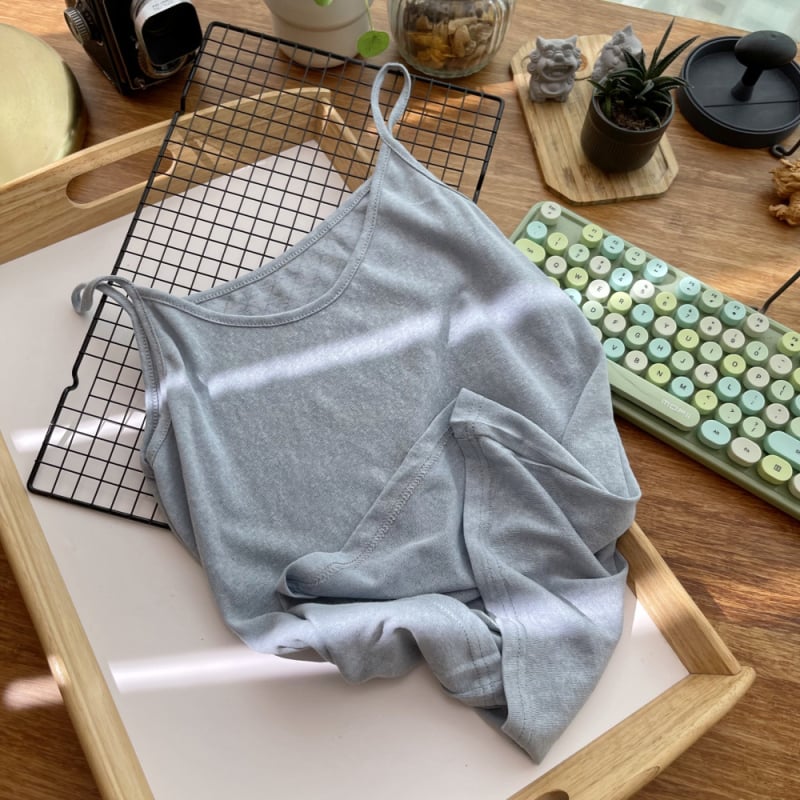 Sieviešu cami top ar siksniņām, Slim fit, kokvilna ar elastānu, vienkrāsains raksts, vasara 2024