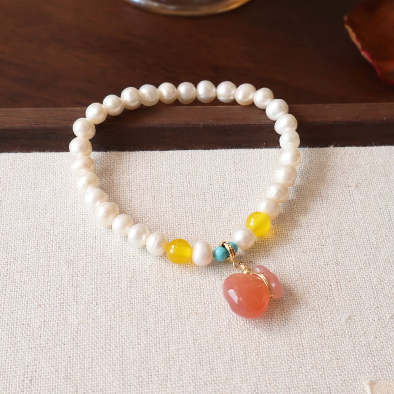 Édesvízi gyöngyökkel fűzött karkötő — geometriai forma, divatos városi stílus, nőknek