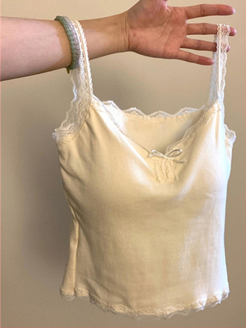 Bustier top ar mežģīņu apdari, divas siksnas, 100% kokvilna, A līnijas siluets, īss garums 40–50 cm