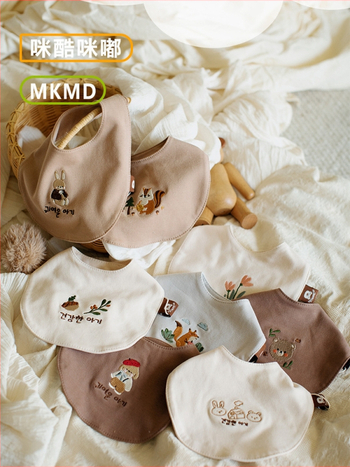 Divpusējs zīdaiņu salviņš ar izšuvumu, cartoon motīvs, ūdensizturīgs un traipu izturīgs, universāls, piemērots no zīdaiņa līdz maziem bērniem