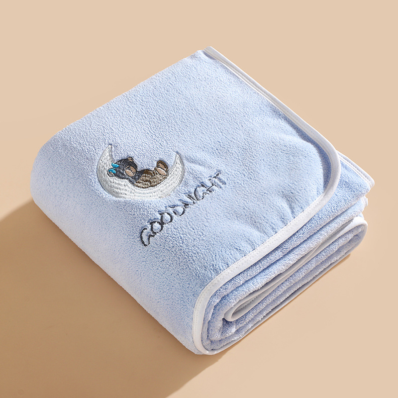 Beebide korallfliisist vannirätik, paksendatud sügisel ja talvel, klass A, pehme ja imav, 150D, 300–400 g, tikand ja vooder, karikatuurimuster