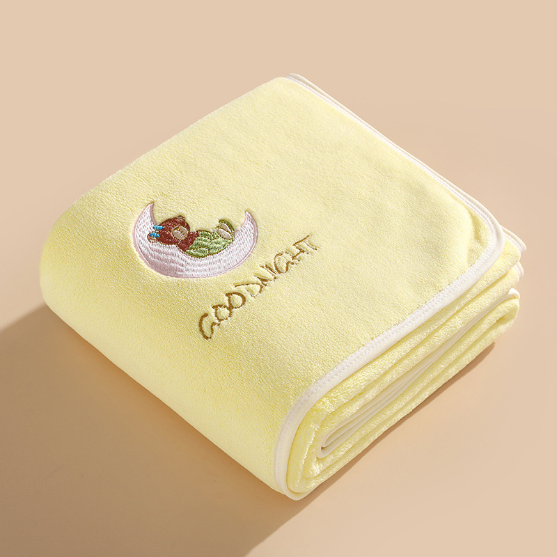 Beebide korallfliisist vannirätik, paksendatud sügisel ja talvel, klass A, pehme ja imav, 150D, 300–400 g, tikand ja vooder, karikatuurimuster