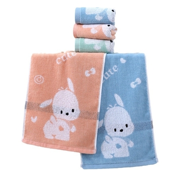 Bērnu sejas dvielis no kokvilnas ar džakarda audumu, 32S diegi, svars 50–80 g, ar motīviem karikatūras, dzīvnieki, ģeometriski