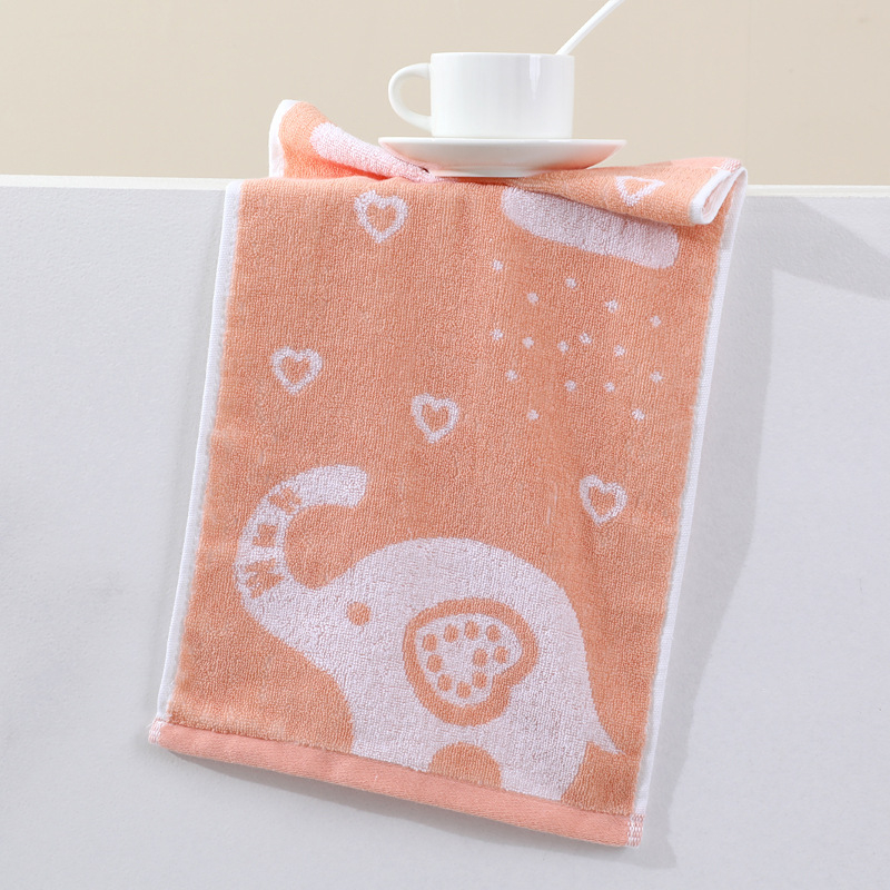 Bērnu sejas dvielis no kokvilnas ar džakarda audumu, 32S diegi, svars 50–80 g, ar motīviem karikatūras, dzīvnieki, ģeometriski