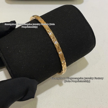 Zelta pārklājuma rokassprādze ar diamentiem, svaigs un salds stils, svars 16 g