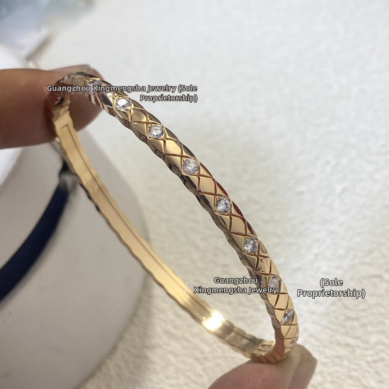 Zelta pārklājuma rokassprādze ar diamentiem, svaigs un salds stils, svars 16 g