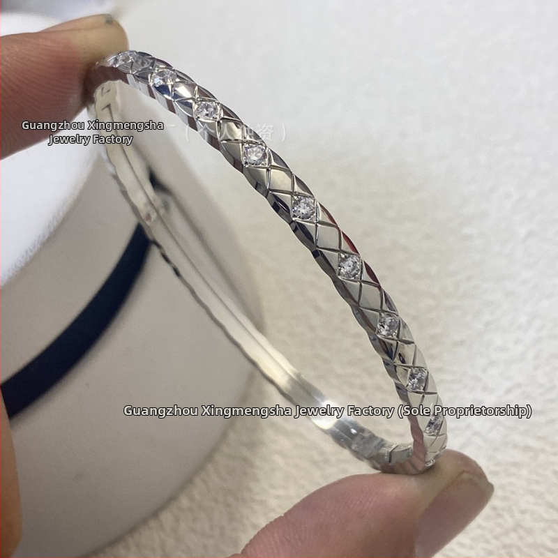 Zelta pārklājuma rokassprādze ar diamentiem, svaigs un salds stils, svars 16 g