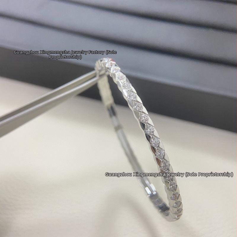 Zelta pārklājuma rokassprādze ar diamentiem, svaigs un salds stils, svars 16 g