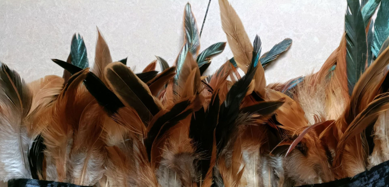 Spalvu rokassprādze — universāls rokas aksesuārs ar dekoratīvu mezglu, retro-etno-ekstravagants stils, rokdarbs