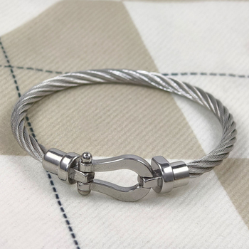 Rokassprādze no nerūsējoša tērauda Huiheng, elektroplatinga tehnoloģija, 2021. vasara, svars 40 g