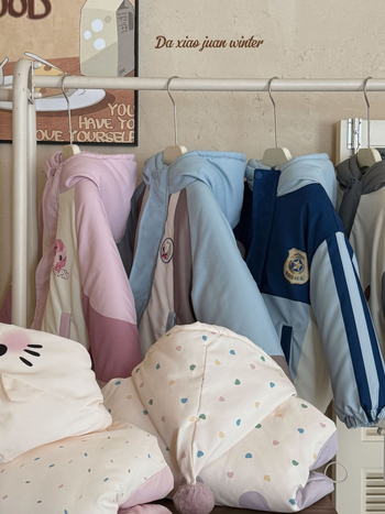 Bērnu ziemas jaka ar kapuci, korejiska stila, karikatūras raksts, bieza izolācija, ārējais materiāls 100% poliesters