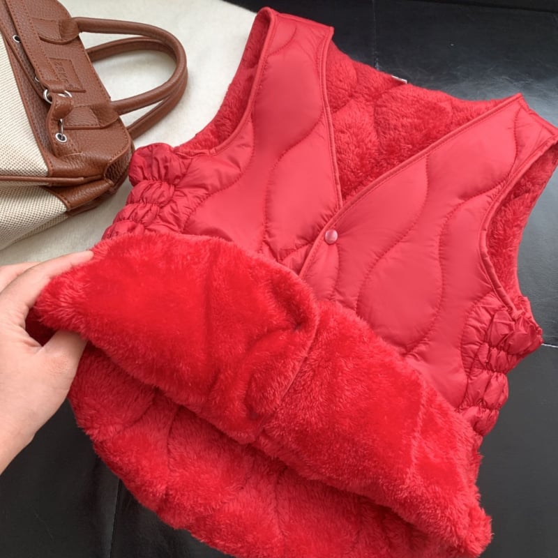 Veste bez piedurknēm ar V kaklu, ultra īss garums, vilnas pildījums, galvenais audums: rayon