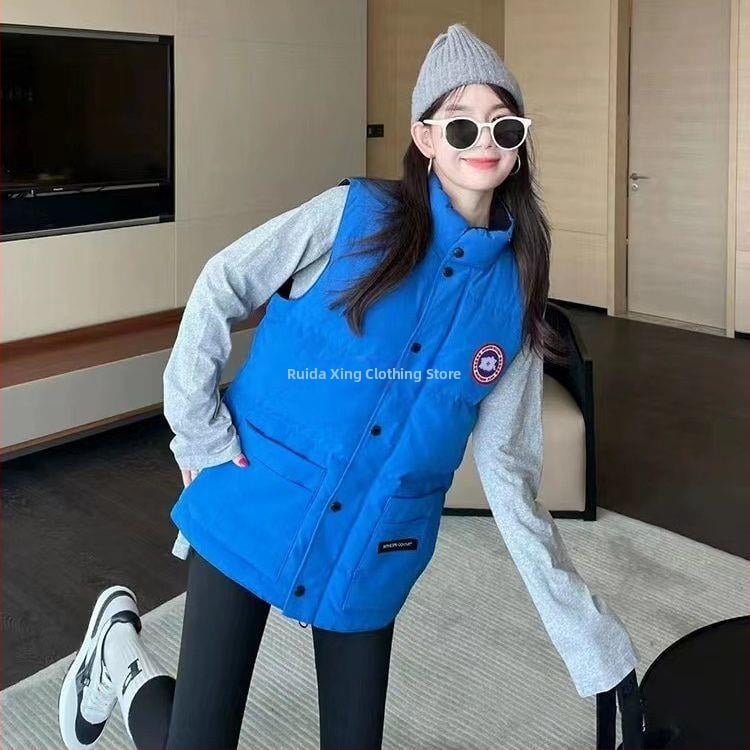 Дамска пухена жилетка с органичен памук и пух от бяла патица, свободна кройка, цип и стояща яка