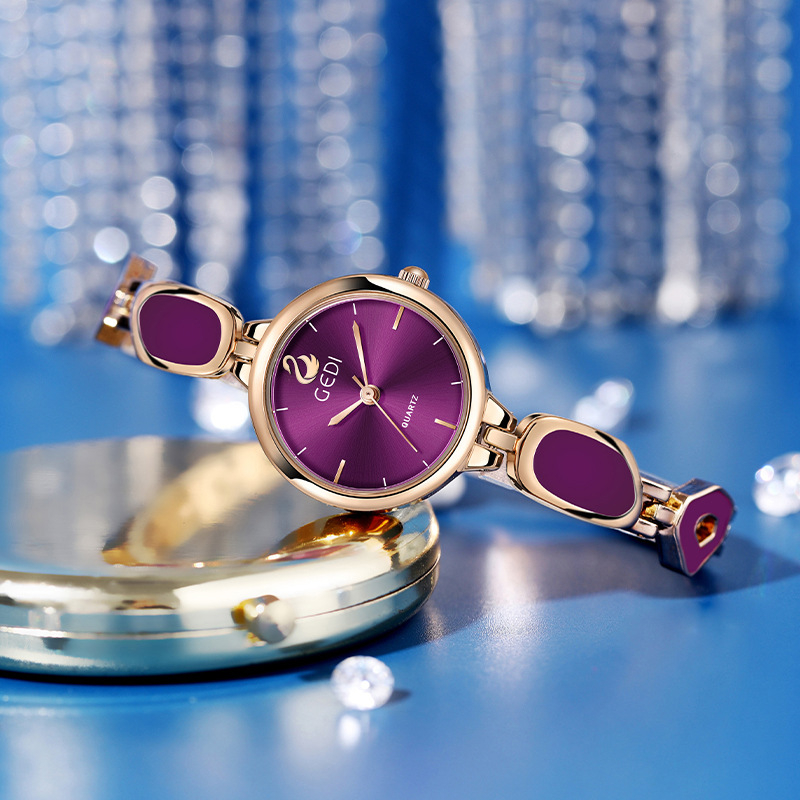 GEDI Ženski sat | kvarcni mehanizam, kućište i narukvica od legure, vodootpornost 30 m, mineralno ojačano staklo, okrugli brojčanik