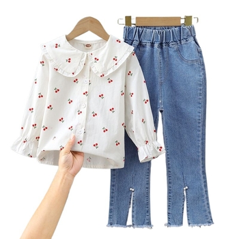 Meitenēm paredzēts korejiska stila kordūrija divdaļīgs kostīms ar garām piedurknēm un biksēm, akrila maisījums (80-90%), 2025. gada pavasaris