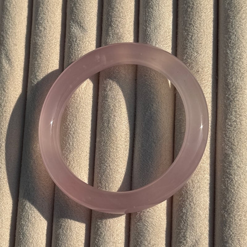 Stikla rokassprādze ar Seiko precīzu apstrādi; stilā Little Fresh; svars 55 g; rokas rotaslieta