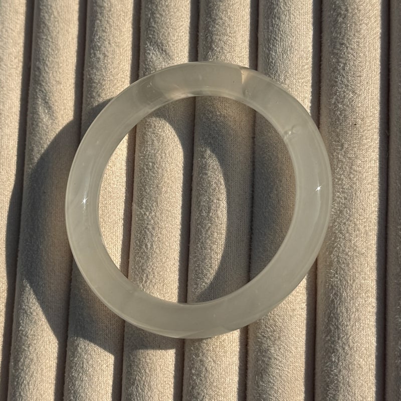 Stikla rokassprādze ar Seiko precīzu apstrādi; stilā Little Fresh; svars 55 g; rokas rotaslieta