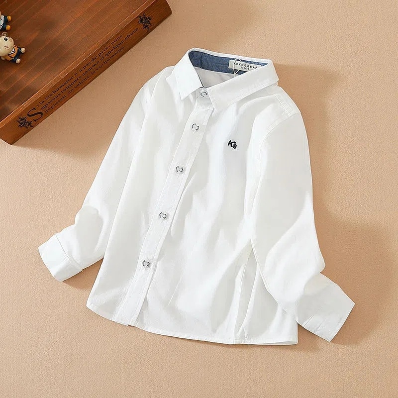 Bērnu kokvilnas garām piedurknēm krekls ar reveres apkakli; 80% kokvilna; raksti: vienkrāsains, karikatūras, burti; piemērots visiem sezonām.