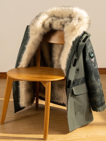 Mētelis ar noņemamu norku kažokādas odere, bieza ziemas jaka ar rāvējslēdzēju, brīvs piegriezums