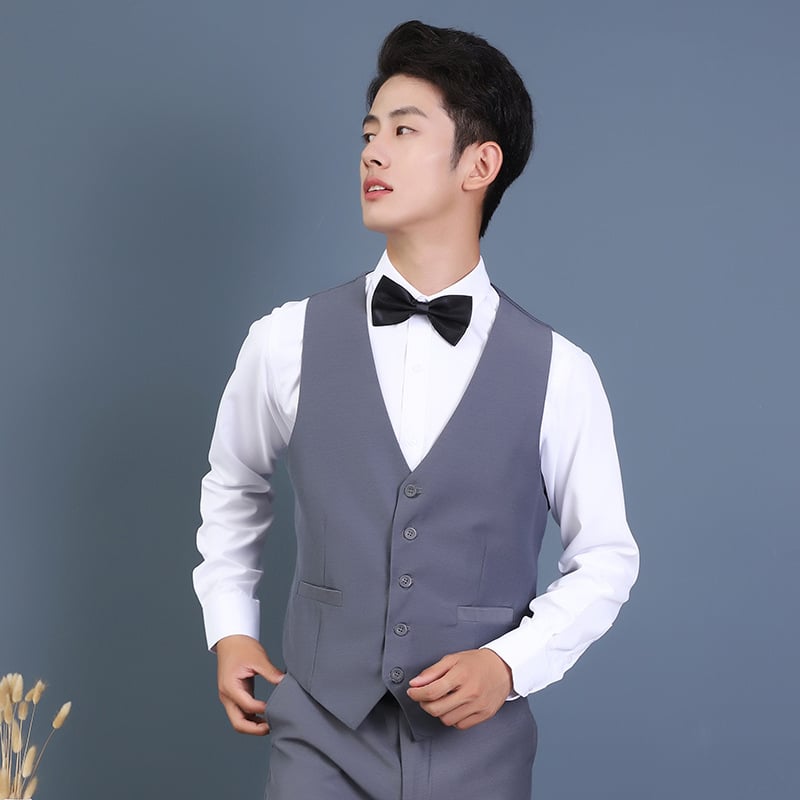 Kostüümi vest, kitsas lõige, ilma kraeta, ühe ridade nuppudega, polüesterkangas, sobib nelja aastaaja jaoks