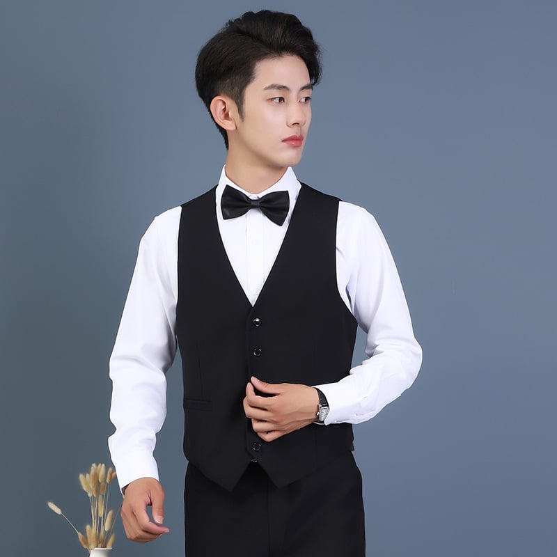 Kostüümi vest, kitsas lõige, ilma kraeta, ühe ridade nuppudega, polüesterkangas, sobib nelja aastaaja jaoks