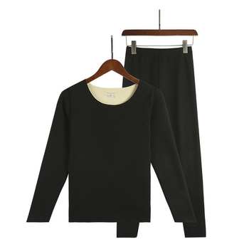 Ženski bešavni termalni set s veluru unutrašnjim slojem, poliester, 201–250 g/m²; grijanje i oblikovanje tijela (kontrola trbuha, podizanje stražnjice); gornji dio s okruglim izrezom, dugi rukavi, hlače.