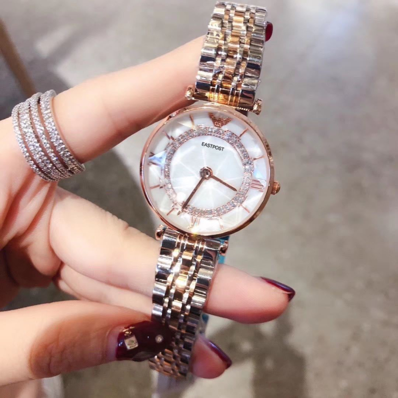 Női divatkaróra rozsdamentes acélból, csillagmintás dizájnnal, kör alakú számlappal, kvarc mechanizmus, 30 m vízállósággal