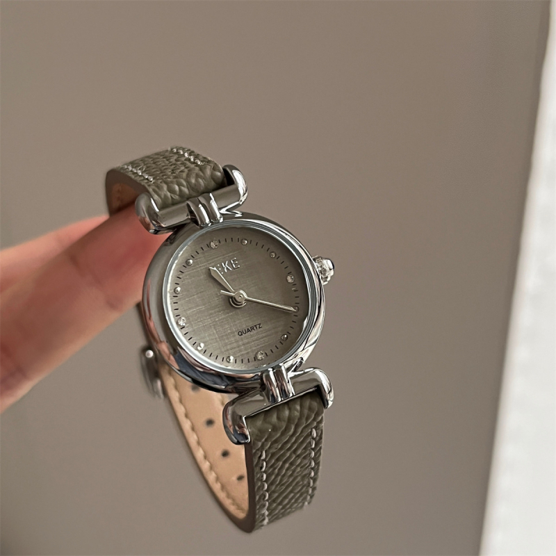 IEKE Gray Collection ženski sat – kvarcni mehanizam; metalno kućište; remen od umjetne kože; spiralna krunica