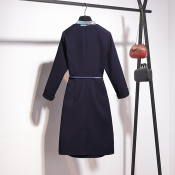 Recepciós professzionális ruha poliészterből, egyszínű, gallér-sálkialakítás, hosszú ujjú, magas derék, ceruza szabás, midi hossz, cipzárral, 2025 tavasz