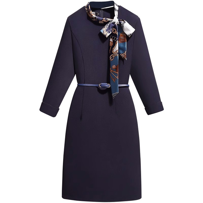 Recepciós professzionális ruha poliészterből, egyszínű, gallér-sálkialakítás, hosszú ujjú, magas derék, ceruza szabás, midi hossz, cipzárral, 2025 tavasz