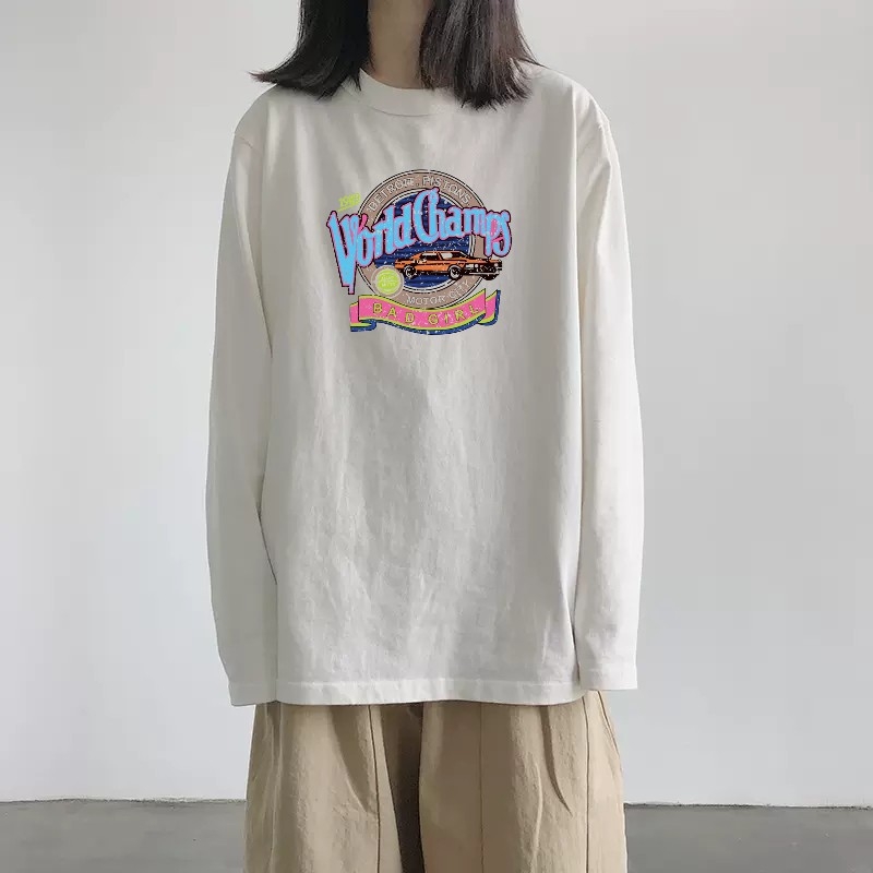 Ženski pamukasti T-shirt s dugim rukavima, široki kroj, anime crtani motiv, srednja duljina