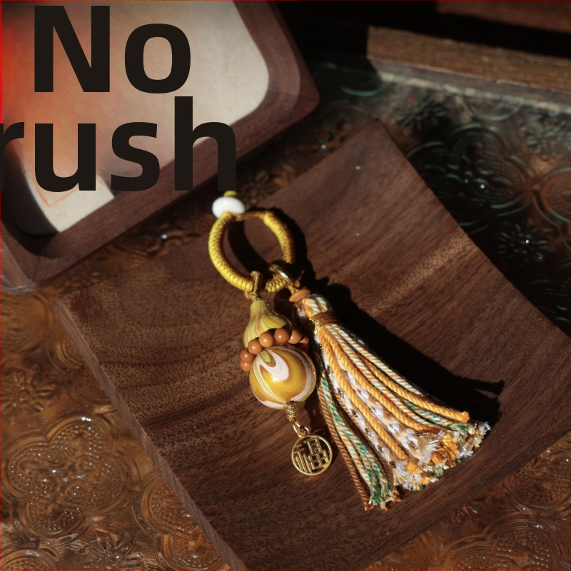 Lakots kulons ar ķirbja formas somām, tālruņiem un atslēgām — oriģinālais dizains, pavasaris 2024, SH3141